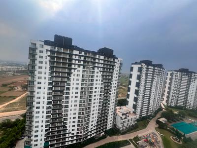 Image of 2535 Sq.ft 4 BHK Apartment / Flat for sale in Omaxe The Lake, New Chandigarh, Chandigarh for Rs. 24000000