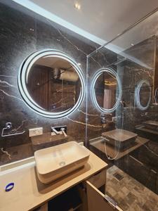 Bathroom Image of 2844 Sq.ft 4 BHK Builder Floor for sale in DLF Phase 3 Gurgaon for Rs. 30000000