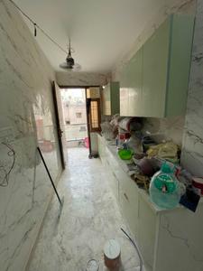 Kitchen Image of 360 Sq.ft 1 BHK Builder Floor for rent in Shalimar Bagh New Delhi for Rs. 19000