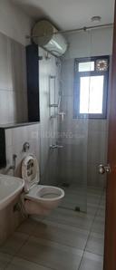 Bathroom Image of 1872 Sq.ft 3.5 BHK Apartment / Flat for sale in Amanora Neo Towers, Hadapsar Pune for Rs. 27000000