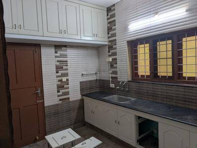 Kitchen Image of 1850 Sq.ft 4 BHK Independent House for rent in Eroor Kochi for Rs. 32000