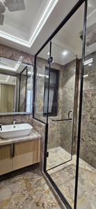 Bathroom Image of 4500 Sq.ft 4 BHK Builder Floor for sale in Hauz Khas New Delhi for Rs. 130000000