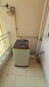 Balcony Image of 890 Sq.ft 2 BHK Apartment / Flat for rent in Phase 2 Noida for Rs. 18000