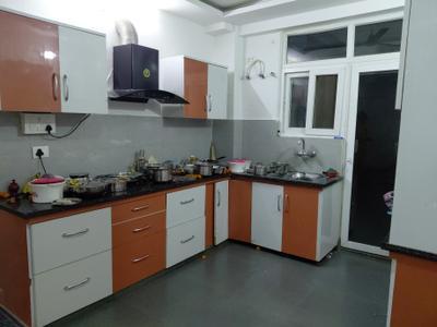 Kitchen Image of 1600 Sq.ft 3 BHK Apartment / Flat for rent in Arsha Sumangalam, Vrindavan Yojana Lucknow for Rs. 34500
