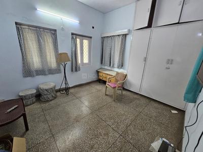 Bedroom Image of 1600 Sq.ft 3 BHK Apartment / Flat for sale in Arun Vihar, Sector 37 Noida for Rs. 24000000
