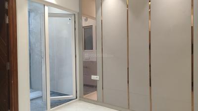 Bedroom Image of 2152 Sq.ft 4 BHK Builder Floor for sale in Vaishali Ghaziabad for Rs. 19500000