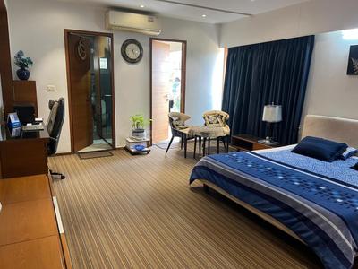 Image of 4700 Sq.ft 4 BHK Apartment / Flat for sale in Adajan Patiya, Surat for Rs. 35500000