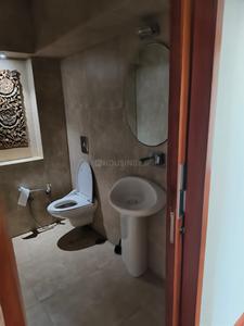 Bathroom Image of 2816 Sq.ft 4 BHK Apartment / Flat for sale in Swastik Solitaire, Chembur Mumbai for Rs. 90000000