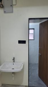 Bathroom Image of 3000 Sq.ft 3 BHK Independent House for rent in Indraprastha Society, Manjari Budruk Pune for Rs. 38000