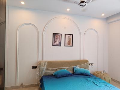 Bedroom Image of 1050 Sq.ft 2 BHK Apartment / Flat for sale in Kulesara Noida for Rs. 4300000