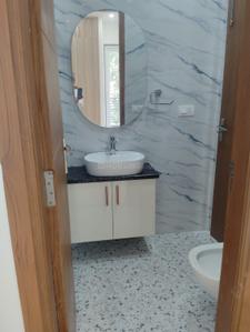 Image of 1400 Sq.ft 3 BHK Apartment / Flat for rent in Gangotri Enclave , Alaknanda, New Delhi for Rs. 75000