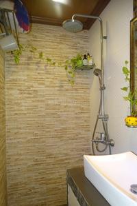 Bathroom Image of 1632 Sq.ft 3 BHK Apartment / Flat for sale in Arshie Complex, Andheri West Mumbai for Rs. 35000000