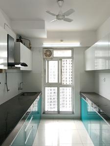Kitchen Image of 1100 Sq.ft 3 BHK Apartment / Flat for rent in Godrej Emerald, Kasarvadavali Thane for Rs. 35000