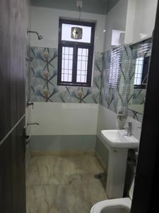 Image of 900 Sq.ft 2 BHK Apartment / Flat for rent in Lajpat Nagar, New Delhi for Rs. 60000
