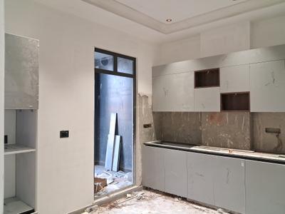 Kitchen Image of 1800 Sq.ft 3 BHK Builder Floor for sale in Paschim Vihar New Delhi for Rs. 34000000