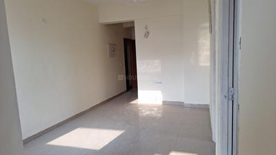 Living Room Image of 700 Sq.ft 2 BHK Apartment / Flat for rent in Shree Vardhman Mantra, Sector 67 Gurgaon for Rs. 18000