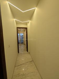 Image of 900 Sq.ft 2 BHK Builder Floor for rent in Rajouri Garden, New Delhi for Rs. 32000