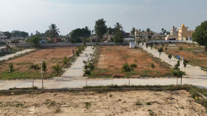 Aduru Main Image 1