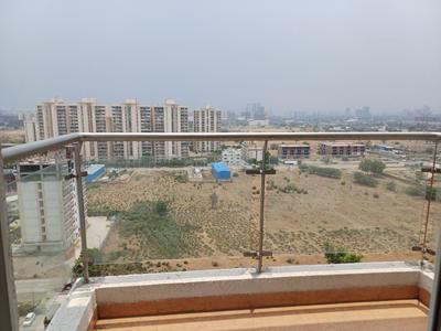 Balcony Image of 1250 Sq.ft 2.5 BHK Apartment / Flat for sale in Shree Vardhman Victoria, Sector 70 Gurgaon for Rs. 17500000