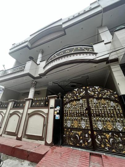 New Geeta Colony  Main Image 1