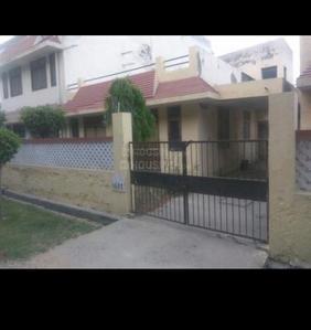 Image of 350 Sq.ft Residential Plot / Land for sale in Gamma I, Greater Noida for Rs. 40000000