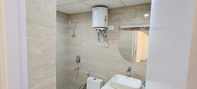 Bathroom Image of 1183 Sq.ft 2 BHK Apartment / Flat for rent in Supertech Cape Town, Sector 74 Noida for Rs. 32000