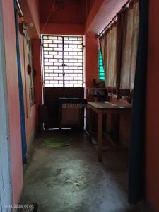 Kitchen Image of 325 Sq.ft 1 RK Builder Floor for rent in Bijoygarh Kolkata for Rs. 5500
