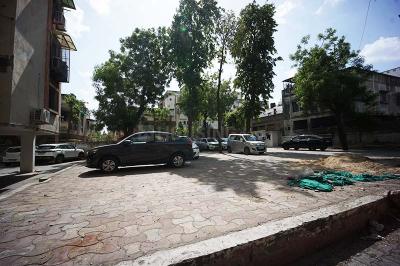 Image of 972 Sq.ft 2 BHK Apartment / Flat for sale in Satellite, Ahmedabad for Rs. 6000000
