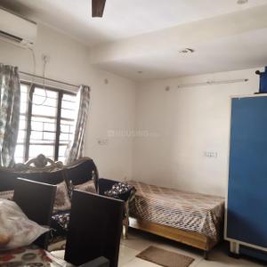 Hall Image of 450 Sq.ft 1 BHK Apartment / Flat for rent in Bharat Apartments, Sector 16B Dwarka New Delhi for Rs. 18000