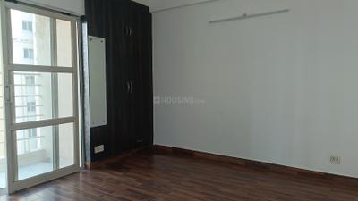 Bedroom Image of 950 Sq.ft 2 BHK Apartment / Flat for sale in Paras Tierea, Sector 137 Noida for Rs. 8800000