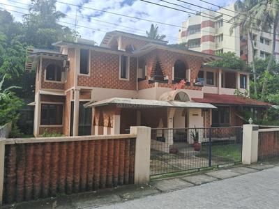 Image of 3750 Sq.ft 4 BHK Independent House for sale in Vyttila, Kochi for Rs. 20000000