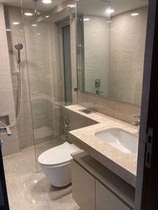 Bathroom Image of 1250 Sq.ft 3 BHK Apartment / Flat for sale in Hiranandani Highland A B C D And E Wing, Powai Mumbai for Rs. 42500000