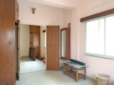Bedroom Image of 1390 Sq.ft 4 BHK Apartment / Flat for rent in Santoshpur Kolkata for Rs. 30000
