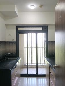 Kitchen Image of 900 Sq.ft 2 BHK Apartment / Flat for rent in Lodha Splendora Riverview, Kasarvadavali Thane for Rs. 29000