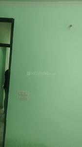 Bedroom Image of 540 Sq.ft 2 BHK Builder Floor for sale in Laxmi Nagar New Delhi for Rs. 3500000