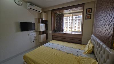 Bedroom Image of 880 Sq.ft 3 BHK Apartment / Flat for rent in Gundecha Altura, Kanjurmarg West Mumbai for Rs. 80000