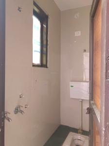 Common Bathroom Image of 400 Sq.ft 1 BHK Independent House for rent in Palam Vihar Extension Gurgaon for Rs. 8000