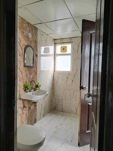 Common Bathroom Image of 1476 Sq.ft 3 BHK Apartment / Flat for sale in Rishabh Cloud 9, Indirapuram Ghaziabad for Rs. 14600000