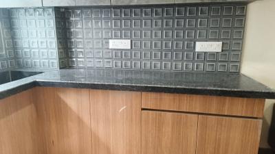 Kitchen Image of 400 Sq.ft 1 RK Apartment / Flat for rent in DLF Phase 3 Gurgaon for Rs. 28000