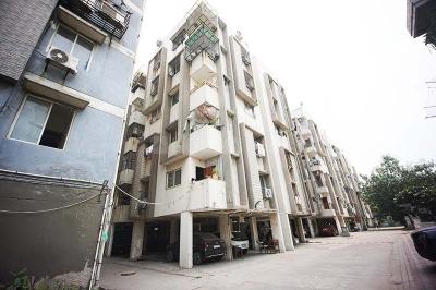 Image of 900 Sq.ft 2 BHK Apartment / Flat for sale in Narolgam, Ahmedabad for Rs. 3200000
