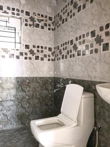 Common Bathroom Image of 700 Sq.ft 1 BHK Apartment / Flat for rent in Mahadevapura Bengaluru for Rs. 20010