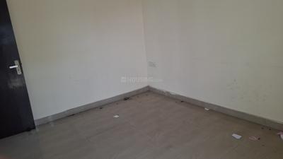 Bedroom Image of 1350 Sq.ft 3 BHK Apartment / Flat for rent in Skytech Matrott, Sector 76 Noida for Rs. 33000