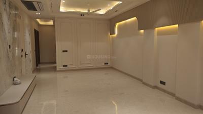 Living Room Image of 2250 Sq.ft 4 BHK Builder Floor for sale in Surya Niketan, Anand Vihar New Delhi for Rs. 55000000