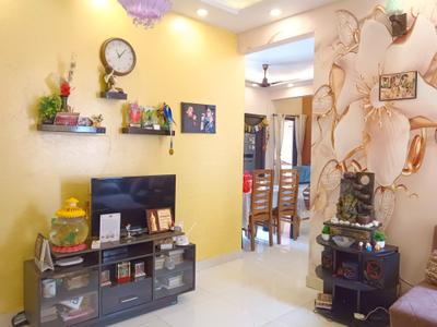 Living Room Image of 940 Sq.ft 2 BHK Apartment / Flat for sale in DTC Southern Heights, Pailan Kolkata for Rs. 6000000