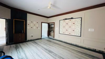 Bedroom Image of 1600 Sq.ft 3 BHK Apartment / Flat for rent in Indira Nagar Bengaluru for Rs. 93000
