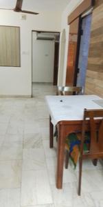 Bathroom Image of 450 Sq.ft 1 BHK Builder Floor for rent in RWA Chittaranjan Park Block B, Chittaranjan Park New Delhi for Rs. 28500