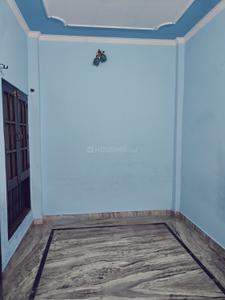 Bedroom Image of 1250 Sq.ft 2 BHK Builder Floor for rent in Gomti Nagar Lucknow for Rs. 15000