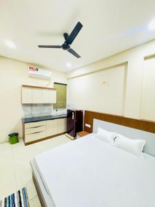 Bedroom Image of 500 Sq.ft 1 BHK Builder Floor for rent in Mahalakshmi Nagar Indore for Rs. 17500