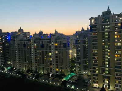 Image of 1595 Sq.ft 3 BHK Apartment / Flat for sale in Supertech Ecociti, Sector 137, Noida for Rs. 18000000