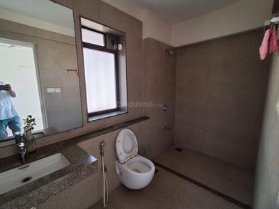 Bathroom Image of 2070 Sq.ft 3 BHK Apartment / Flat for sale in Juhu Mumbai for Rs. 150000000